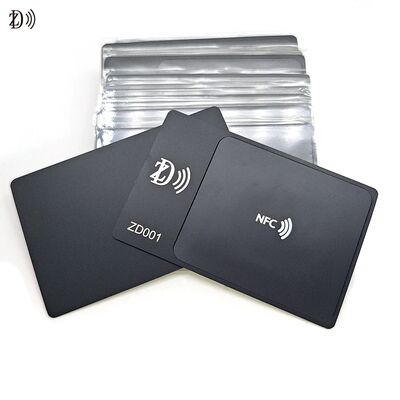 การ์ดธุรกิจ NTAG216 888 ไบท์ 13.56MHz RFID การ์ดเยี่ยมโลหะสแตนเลส