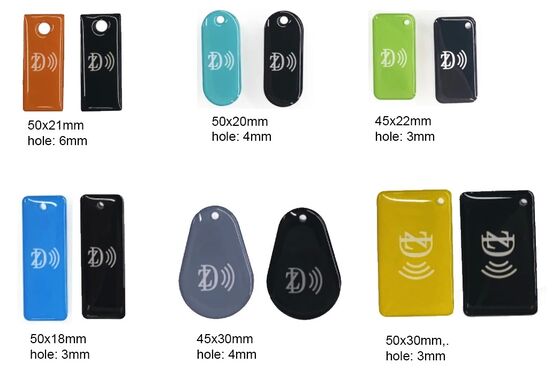 โครงการที่สามารถโปรแกรมได้ MIFARE Classic EV1 1K / 4K NFC RFID Epoxy Keychain สําหรับการควบคุมการเข้าถึง Key Tag