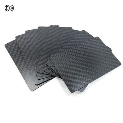 นามบัตรคาร์บอนไฟเบอร์ 3K แบบกำหนดเอง โลโก้คาร์บอนไฟเบอร์แท้ RFID NFC Card Mini Tag ความถี่ 13.56MHz สำหรับโรงแรม การชำระเงิน